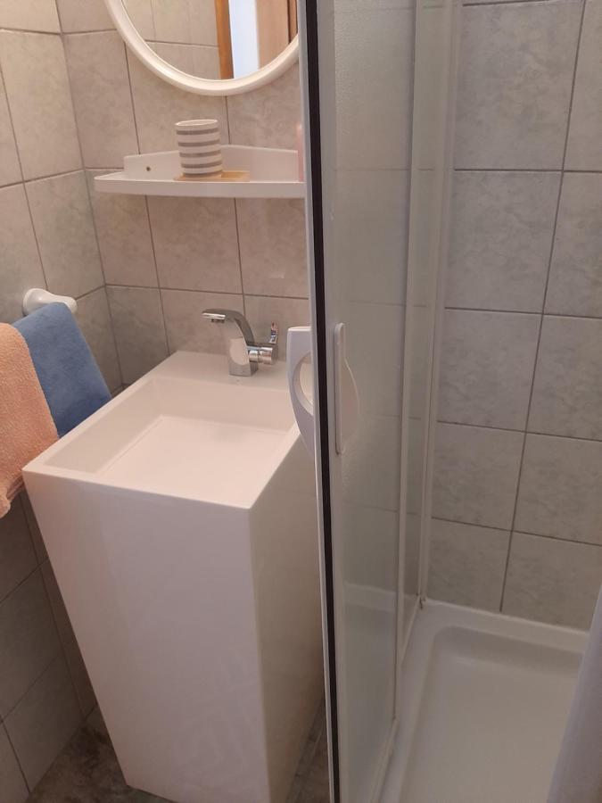 סטאריגרד-פקלניצה Apartments Marta מראה חיצוני תמונה